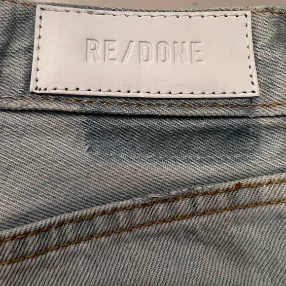 Re/Done Mid Rise Short - Picture 9 of 10